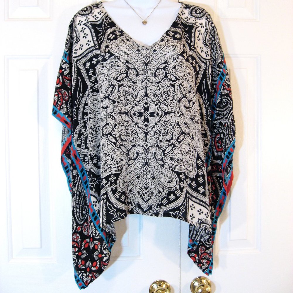 Tolani | 'Briyanna' Multi-Printed Silk V Neck Top - Picture 2 of 12